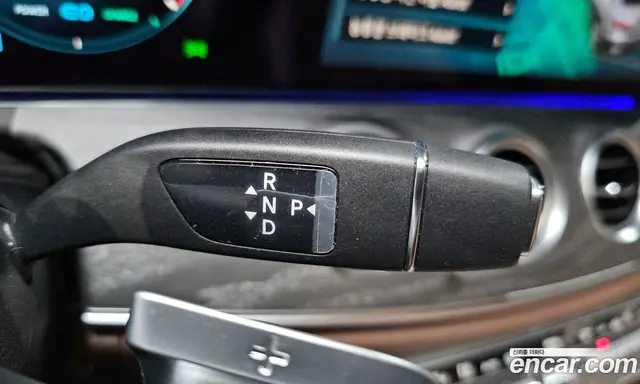Mercedes-Benz E-Class 2023 2.0 автомат (гидро), миниатюра 12
