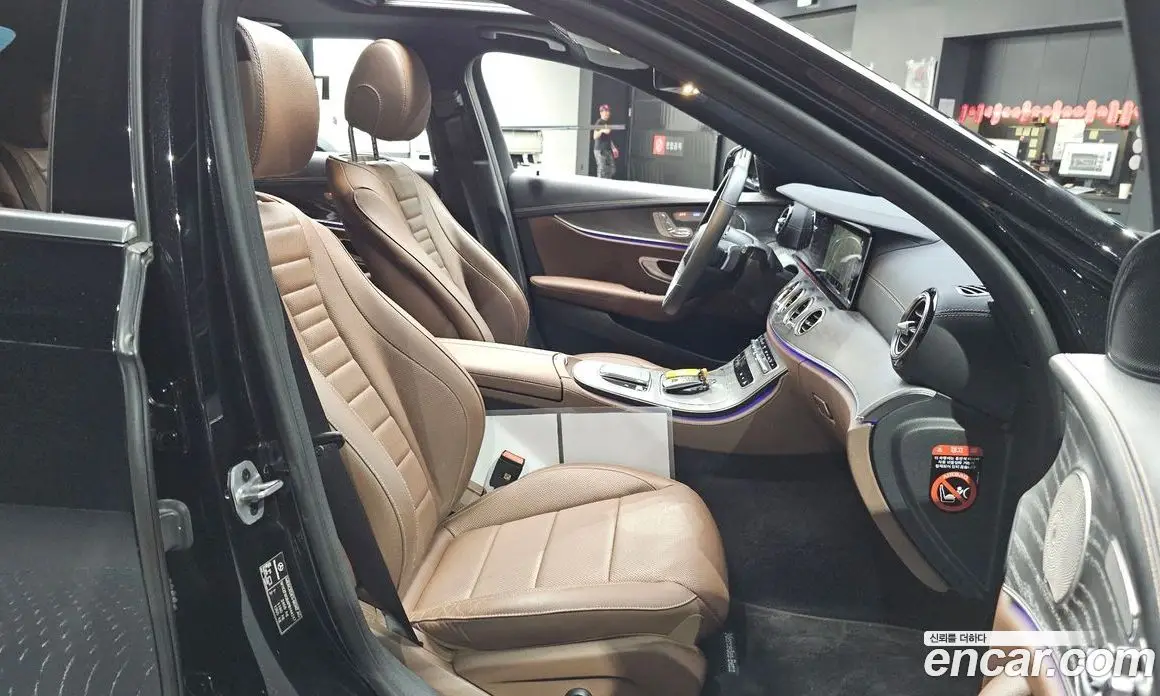 Mercedes-Benz E-Class 2023 2.0 автомат (гидро), фото 18 Mercedes-Benz E-Class 2023 2.0 автомат (гидро), фото 18