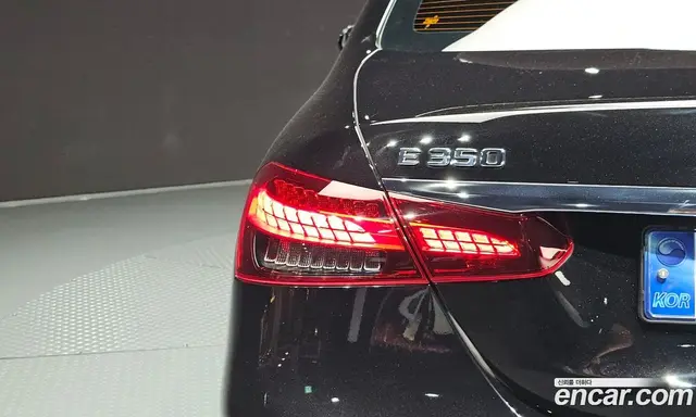 Mercedes-Benz E-Class 2023 2.0 автомат (гидро), миниатюра 9 Mercedes-Benz E-Class 2023 2.0 автомат (гидро), миниатюра 9