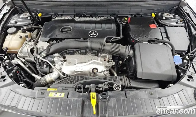 Mercedes-Benz GLB-Class 2020 2.0 автомат (гидро), миниатюра 6 Mercedes-Benz GLB-Class 2020 2.0 автомат (гидро), миниатюра 6