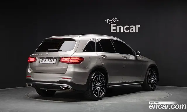 Mercedes-Benz GLC-Class 2019 2.0 автомат (гидро), миниатюра 2 Mercedes-Benz GLC-Class 2019 2.0 автомат (гидро), миниатюра 2