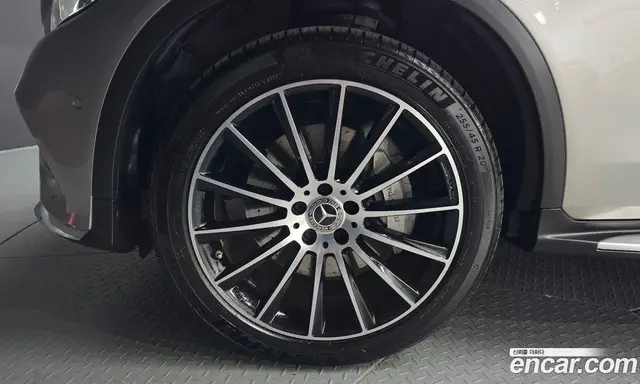 Mercedes-Benz GLC-Class 2019 2.0 автомат (гидро), миниатюра 5 Mercedes-Benz GLC-Class 2019 2.0 автомат (гидро), миниатюра 5