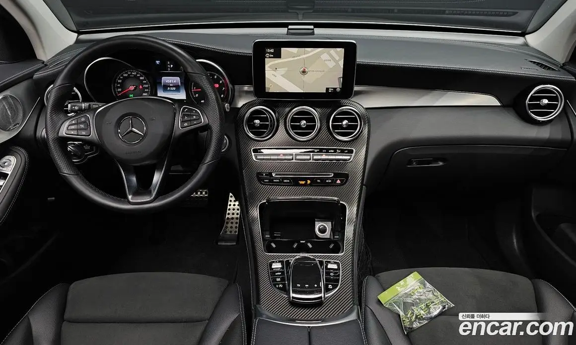 Mercedes-Benz GLC-Class 2019 2.0 автомат (гидро), фото 10 Mercedes-Benz GLC-Class 2019 2.0 автомат (гидро), фото 10