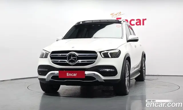 Mercedes-Benz GLE-Class 2023 2.0 автомат (гидро), миниатюра 3