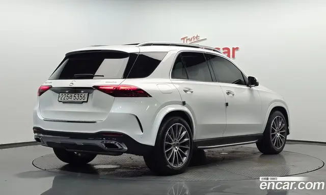 Mercedes-Benz GLE-Class, 2025, 10 530 км