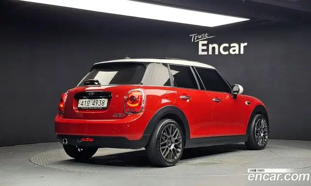 Mini Cooper 2018 1.5 автомат (гидро), миниатюра 2 Mini Cooper 2018 1.5 автомат (гидро), миниатюра 2