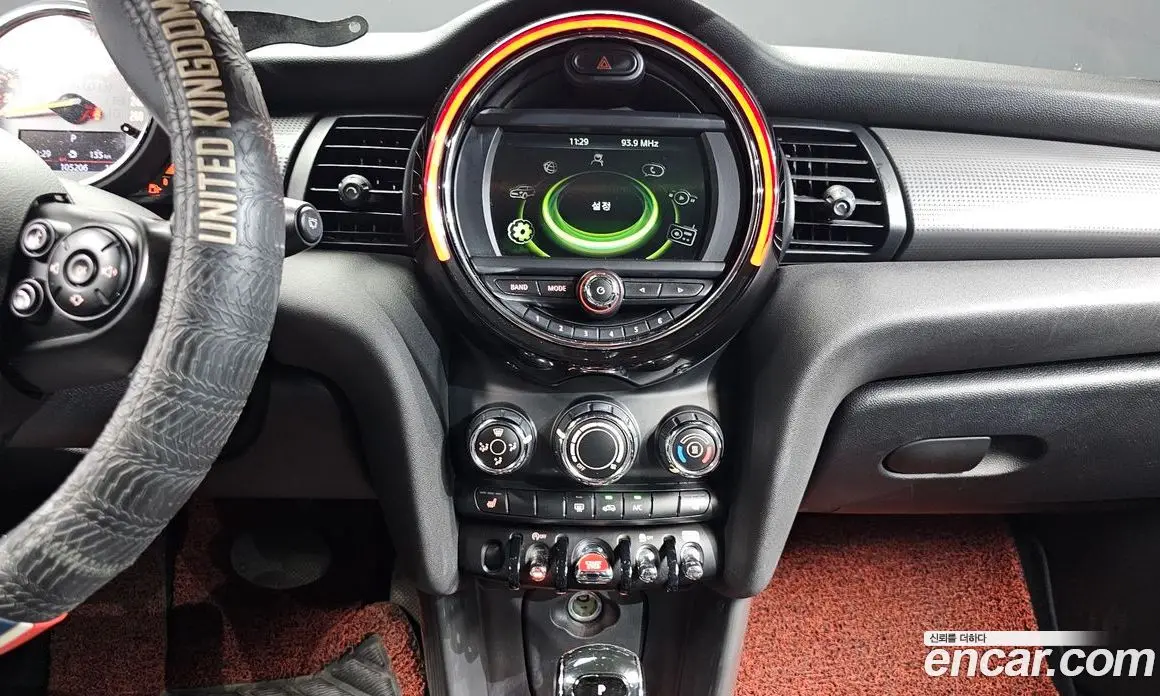 Mini Cooper 2018 1.5 автомат (гидро), фото 20 Mini Cooper 2018 1.5 автомат (гидро), фото 20