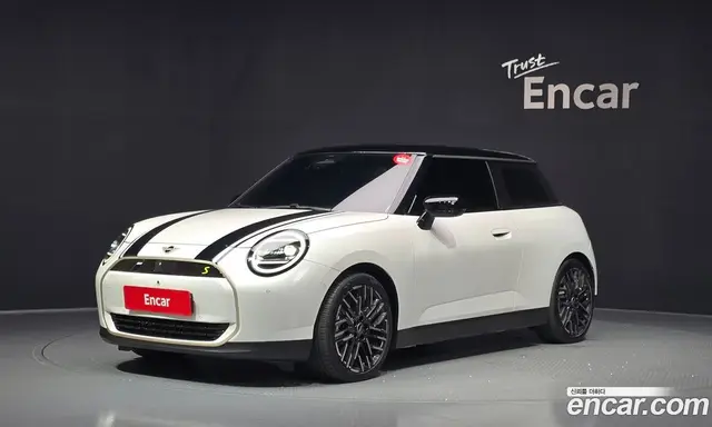 Mini Cooper, 2024, 9 355 км