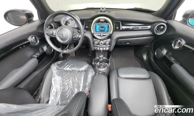 Mini Cooper Convertible 2021 1.5 автомат (гидро), миниатюра 10 Mini Cooper Convertible 2021 1.5 автомат (гидро), миниатюра 10