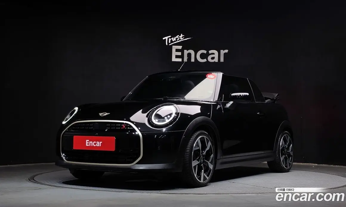 Mini Cooper Convertible 2025 2.0 автомат (гидро), фото 1 Mini Cooper Convertible 2025 2.0 автомат (гидро), фото 1