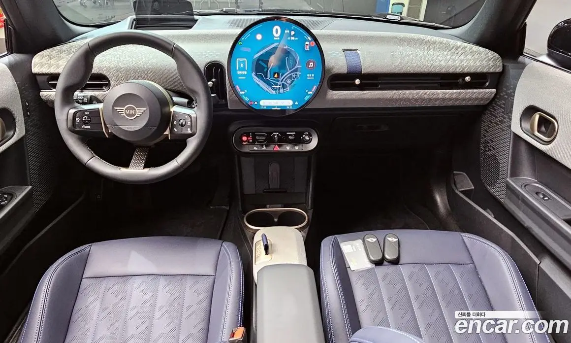 Mini Cooper Convertible 2025 2.0 автомат (гидро), фото 10 Mini Cooper Convertible 2025 2.0 автомат (гидро), фото 10