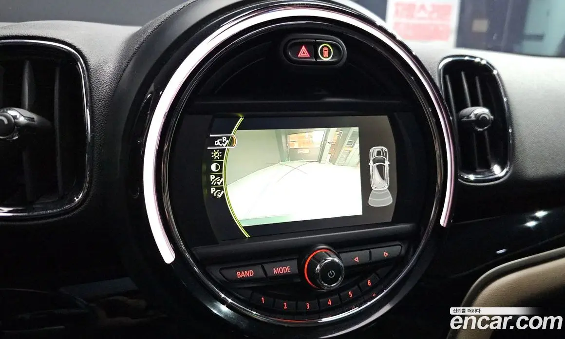 Mini Countryman 2017 2.0 автомат (гидро), фото 19 Mini Countryman 2017 2.0 автомат (гидро), фото 19