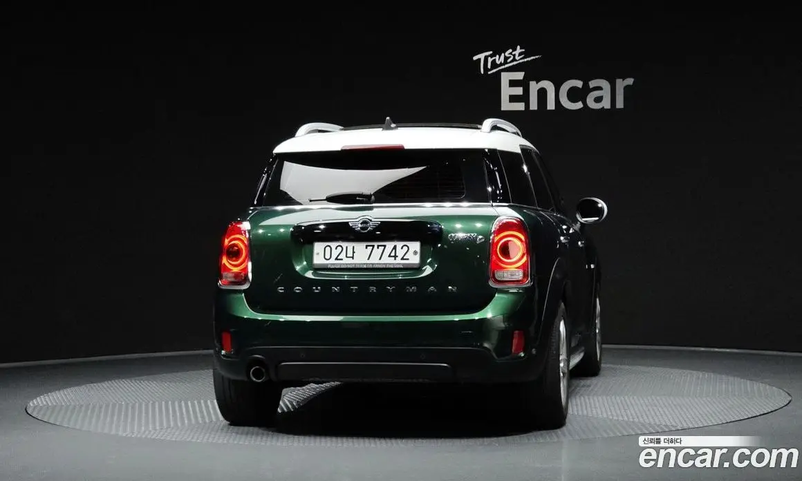 Mini Countryman 2017 2.0 автомат (гидро), фото 3 Mini Countryman 2017 2.0 автомат (гидро), фото 3