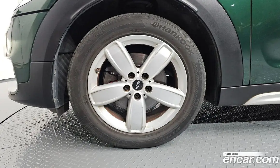 Mini Countryman 2017 2.0 автомат (гидро), фото 4 Mini Countryman 2017 2.0 автомат (гидро), фото 4