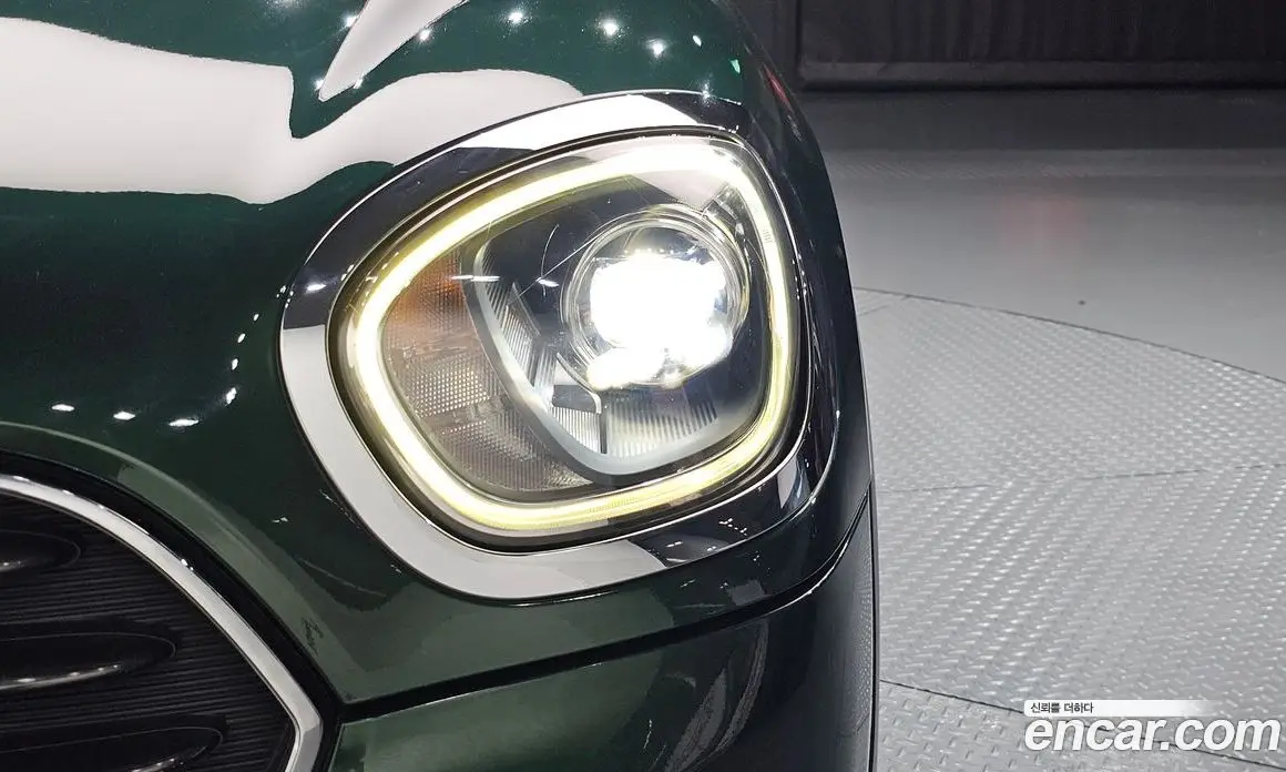 Mini Countryman 2017 2.0 автомат (гидро), фото 7 Mini Countryman 2017 2.0 автомат (гидро), фото 7