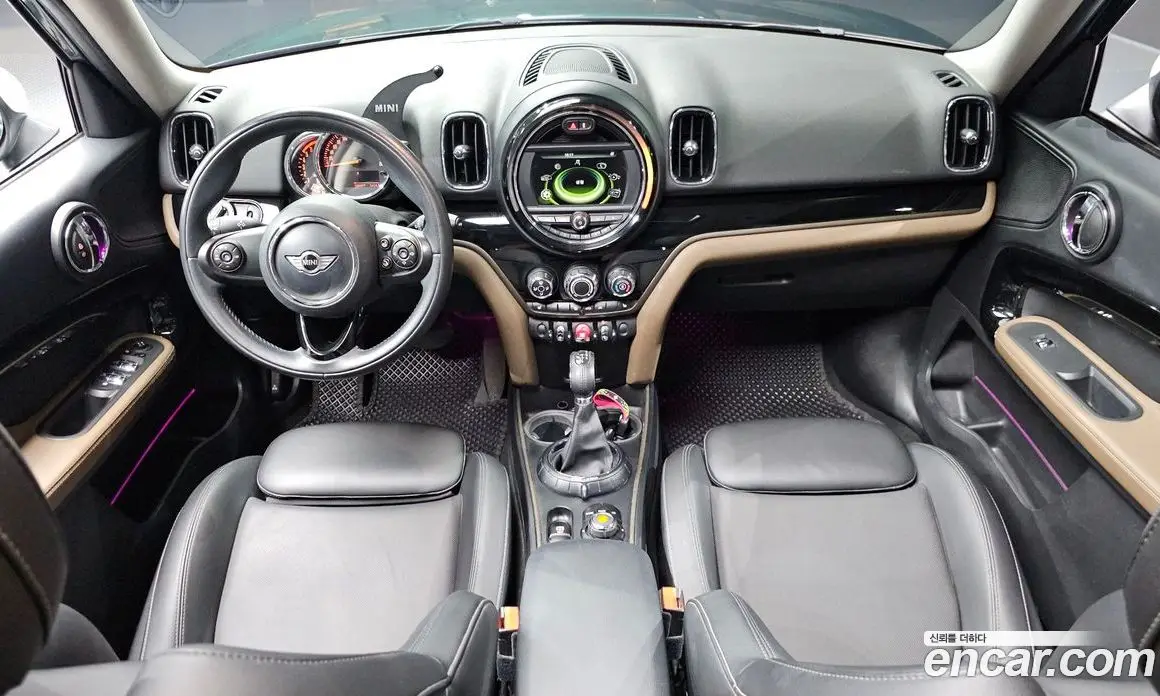 Mini Countryman 2017 2.0 автомат (гидро), фото 9 Mini Countryman 2017 2.0 автомат (гидро), фото 9