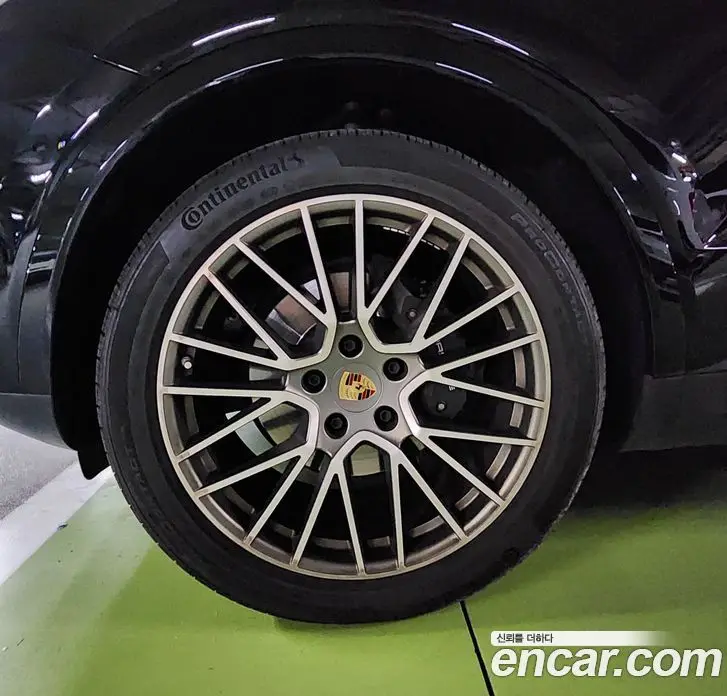 Porsche Cayenne 2023 3.0 автомат (гидро), фото 5