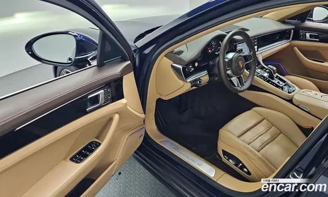 Porsche Panamera 2019 3.0 автомат (гидро), миниатюра 12
