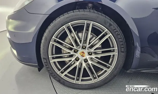 Porsche Panamera 2019 3.0 автомат (гидро), миниатюра 4 Porsche Panamera 2019 3.0 автомат (гидро), миниатюра 4
