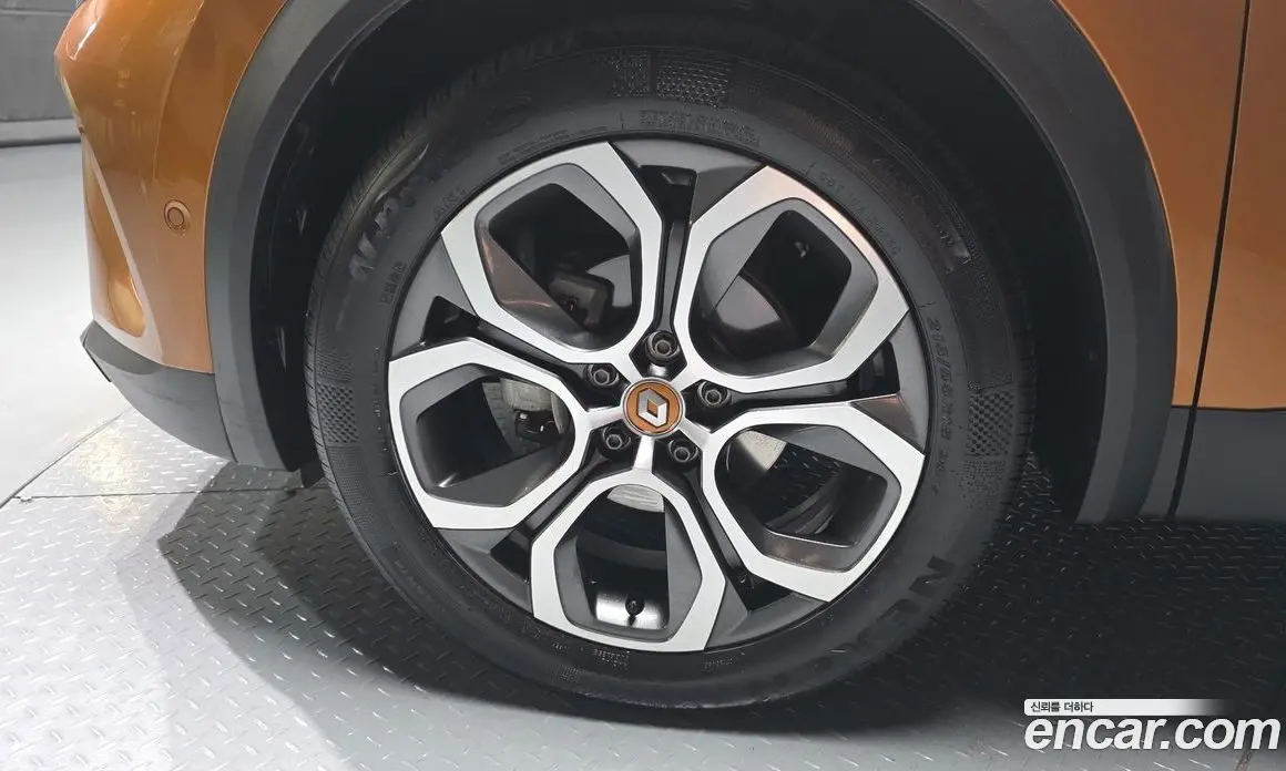 Renault (Samsung) Captur 2020 1.3 автомат (гидро), фото 5 Renault (Samsung) Captur 2020 1.3 автомат (гидро), фото 5