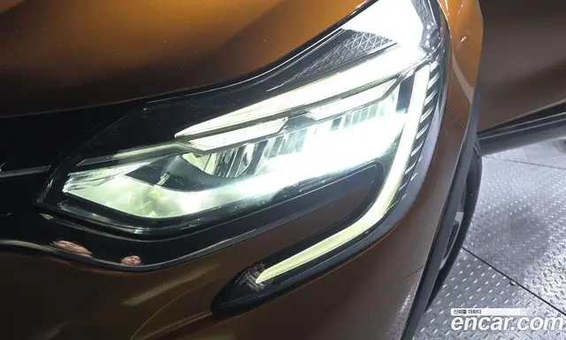 Renault (Samsung) Captur 2020 1.3 автомат (гидро), миниатюра 8 Renault (Samsung) Captur 2020 1.3 автомат (гидро), миниатюра 8