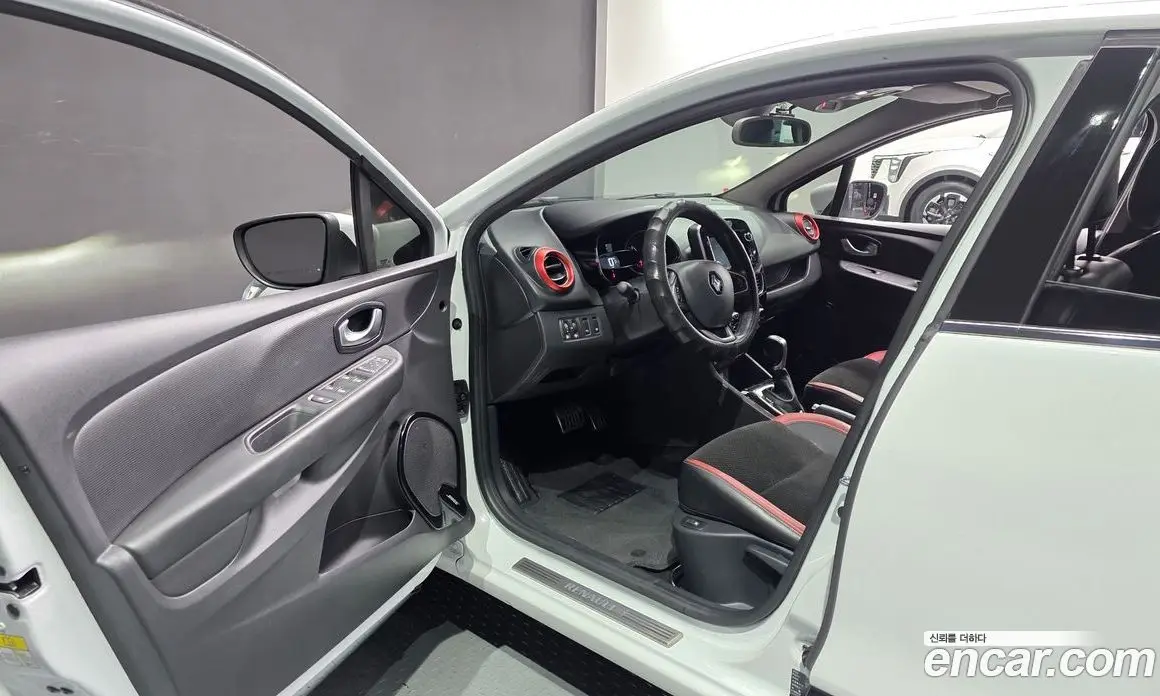 Renault (Samsung) Cilo 2018 1.5 автомат (гидро), фото 13