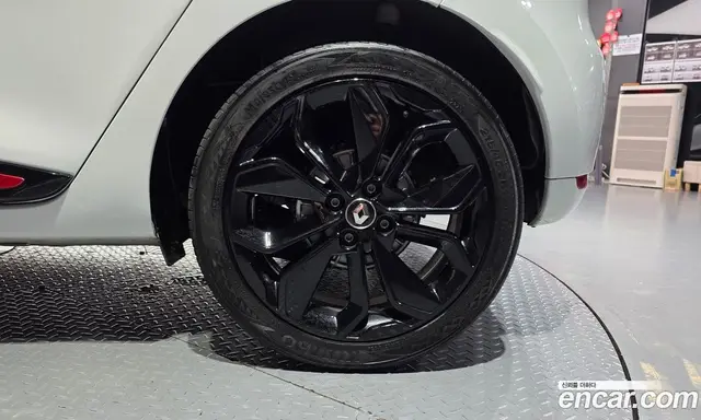Renault (Samsung) Cilo 2018 1.5 автомат (гидро), миниатюра 7