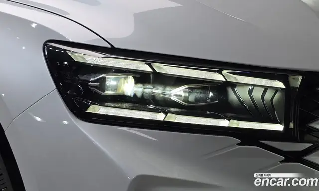 Renault (Samsung) Grand Koleos 2024 1.5 автомат (гидро), миниатюра 8 Renault (Samsung) Grand Koleos 2024 1.5 автомат (гидро), миниатюра 8