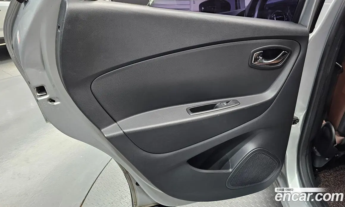 Renault (Samsung) QM3 2014 1.5 автомат (гидро), фото 15 Renault (Samsung) QM3 2014 1.5 автомат (гидро), фото 15