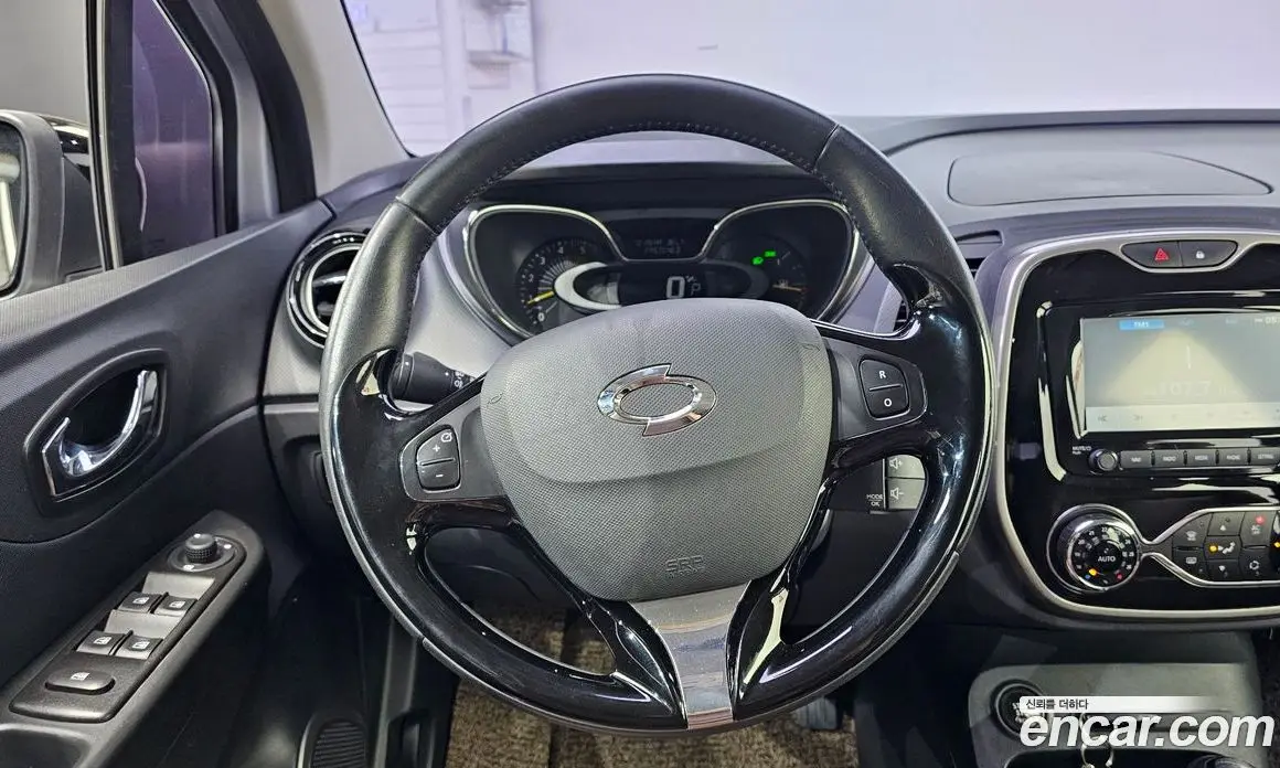 Renault (Samsung) QM3 2014 1.5 автомат (гидро), фото 19 Renault (Samsung) QM3 2014 1.5 автомат (гидро), фото 19