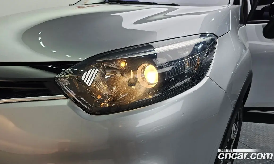 Renault (Samsung) QM3 2014 1.5 автомат (гидро), фото 8 Renault (Samsung) QM3 2014 1.5 автомат (гидро), фото 8