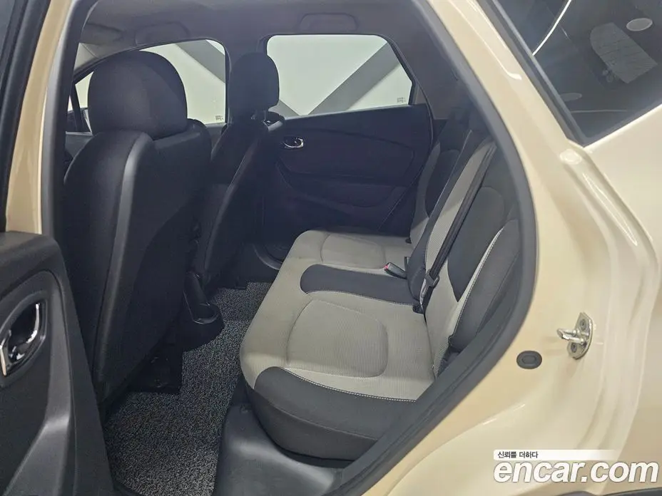 Renault (Samsung) QM3 2014 1.5 автомат (гидро), фото 17 Renault (Samsung) QM3 2014 1.5 автомат (гидро), фото 17