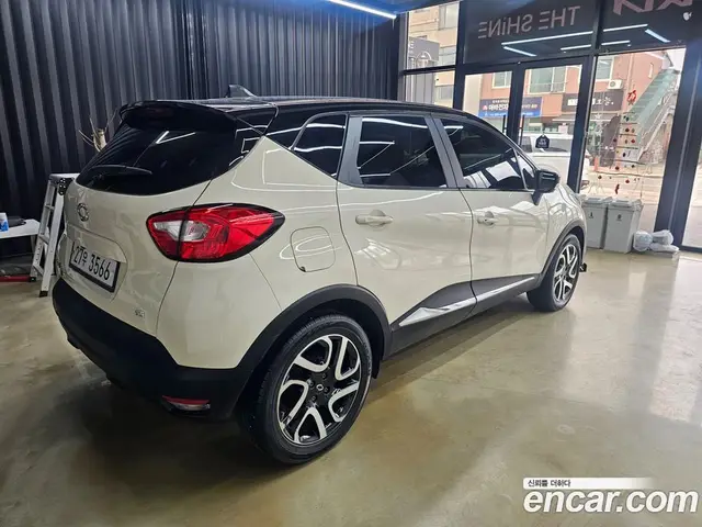 Renault (Samsung) QM3 2014 1.5 автомат (гидро), миниатюра 4 Renault (Samsung) QM3 2014 1.5 автомат (гидро), миниатюра 4