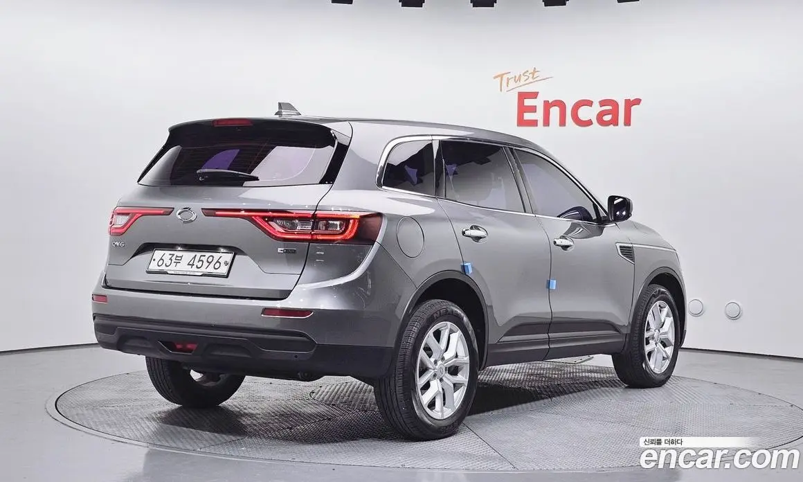 Renault (Samsung) QM6 2017 2.0 автомат (гидро), фото 2 Renault (Samsung) QM6 2017 2.0 автомат (гидро), фото 2