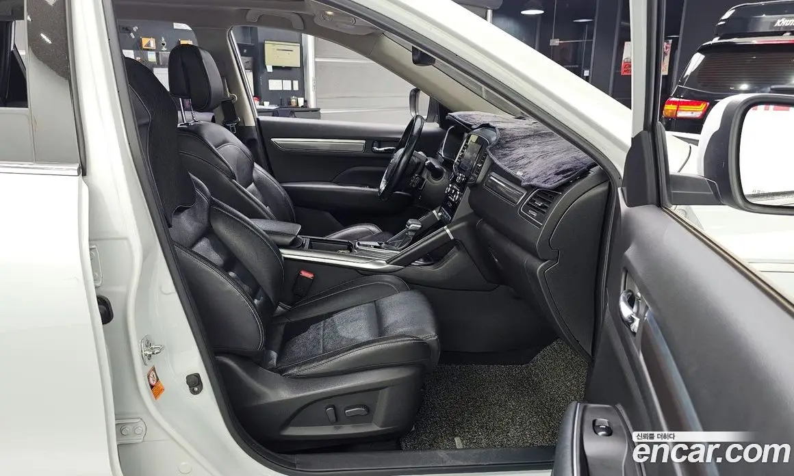 Renault (Samsung) QM6 2017 2.0 автомат (гидро), фото 16 Renault (Samsung) QM6 2017 2.0 автомат (гидро), фото 16