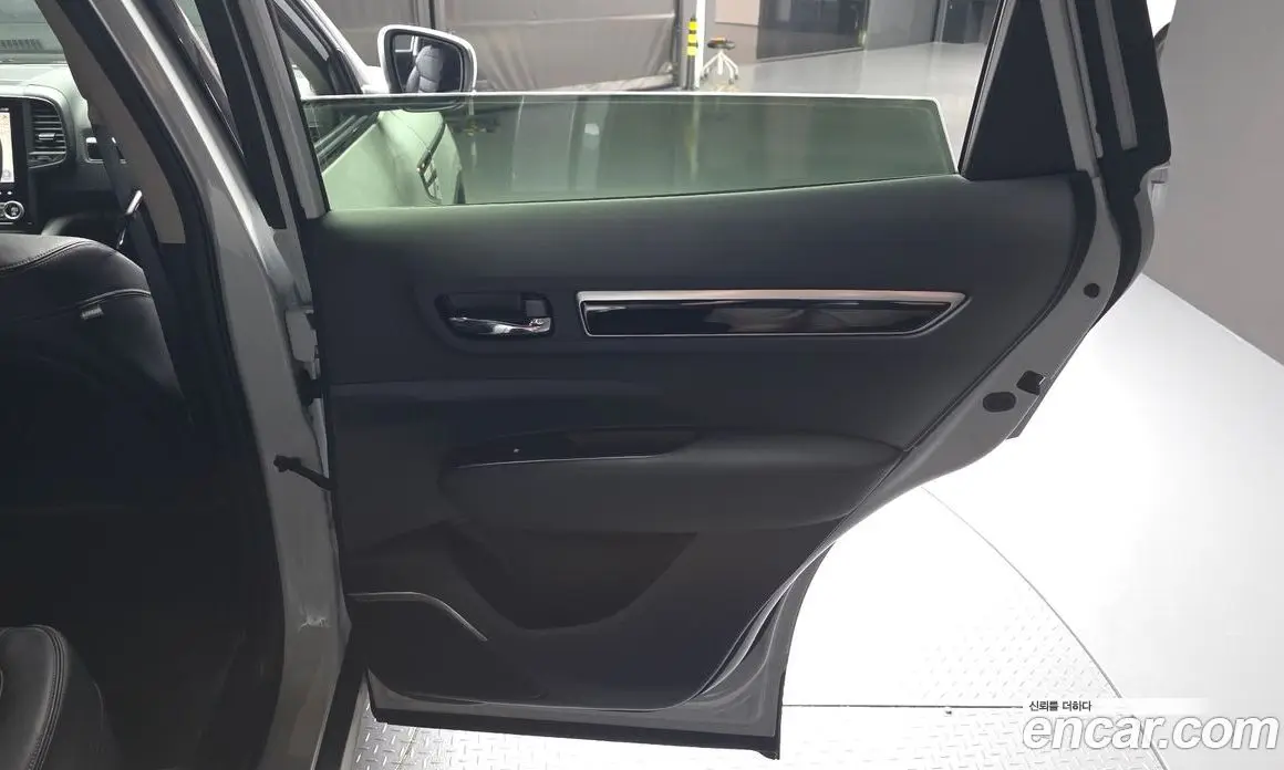Renault (Samsung) QM6 2023 2.0 автомат (гидро), фото 15 Renault (Samsung) QM6 2023 2.0 автомат (гидро), фото 15
