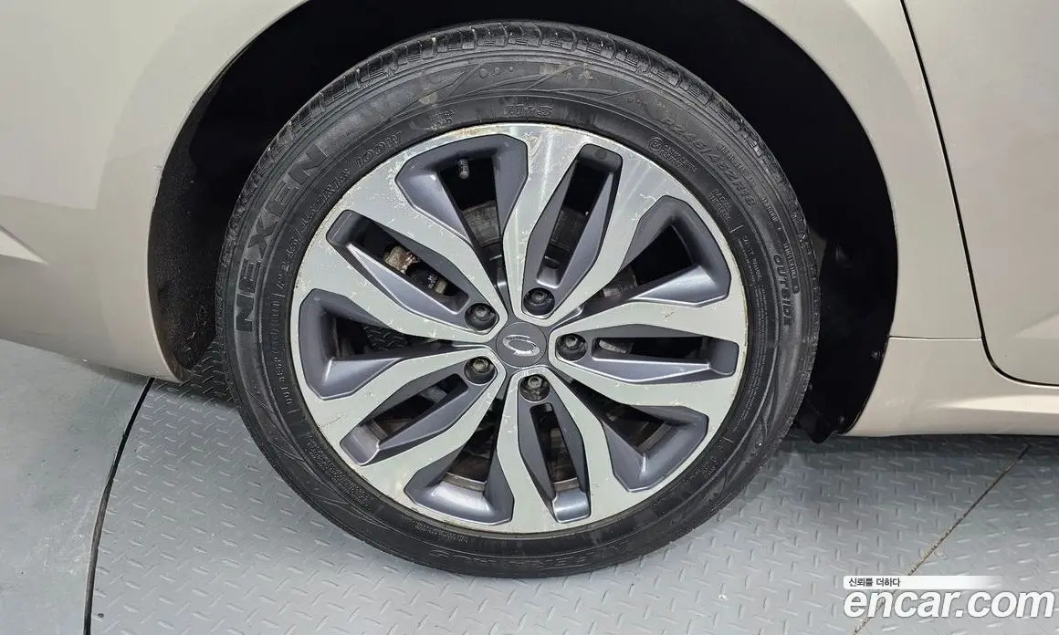 Renault (Samsung) SM6 2016 2.0 автомат (гидро), фото 5 Renault (Samsung) SM6 2016 2.0 автомат (гидро), фото 5