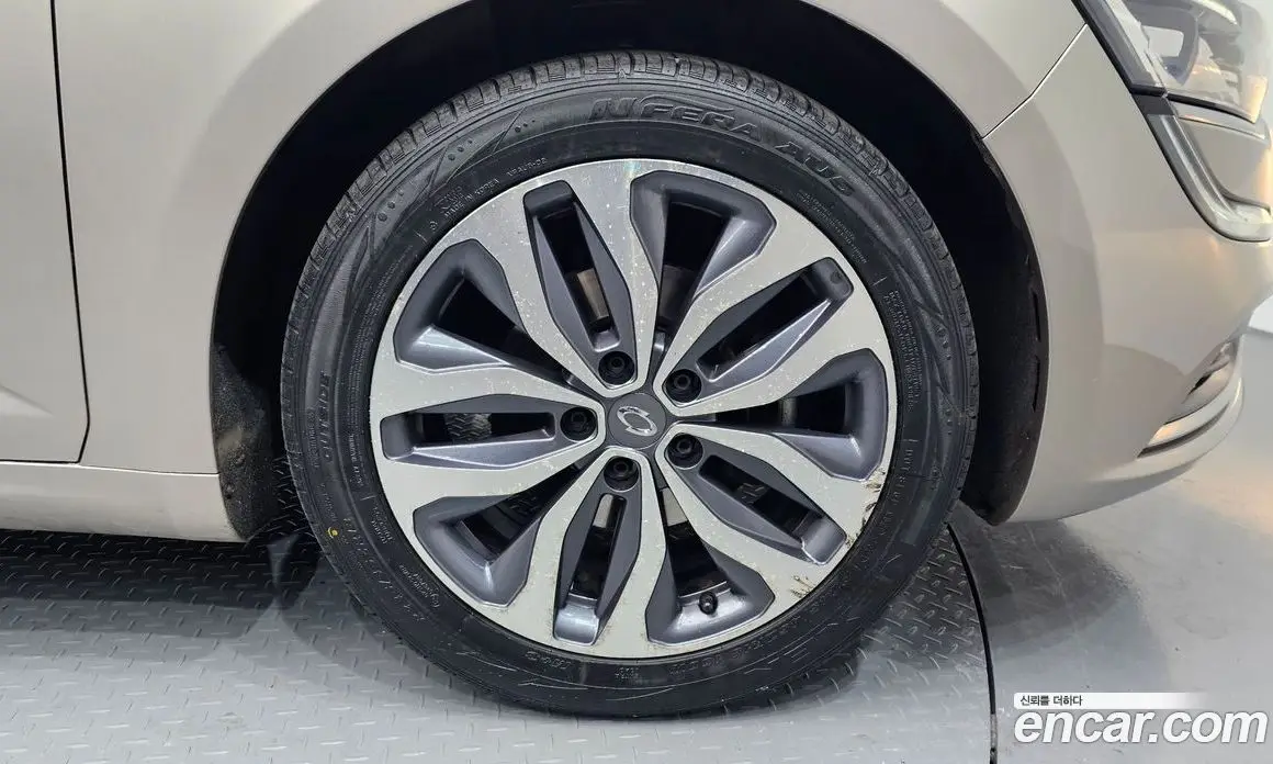 Renault (Samsung) SM6 2016 2.0 автомат (гидро), фото 7 Renault (Samsung) SM6 2016 2.0 автомат (гидро), фото 7