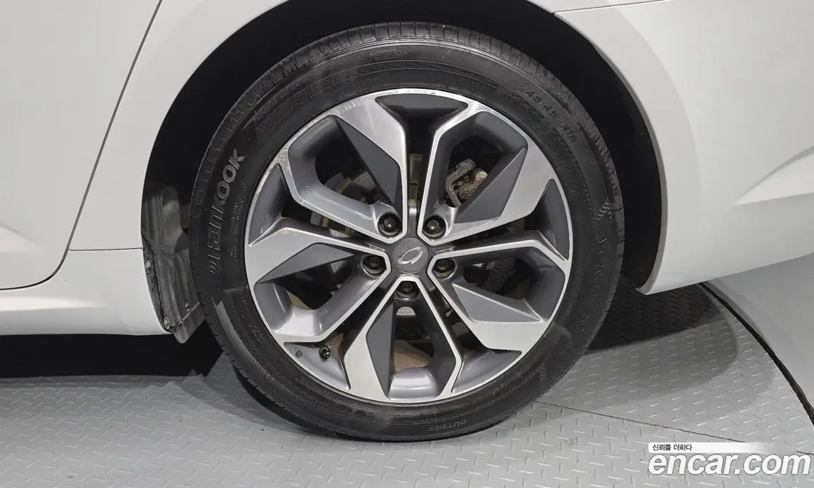 Renault (Samsung) SM6 2019 2.0 автомат (гидро), фото 7 Renault (Samsung) SM6 2019 2.0 автомат (гидро), фото 7