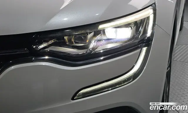 Renault (Samsung) SM6 2019 2.0 автомат (гидро), миниатюра 8 Renault (Samsung) SM6 2019 2.0 автомат (гидро), миниатюра 8
