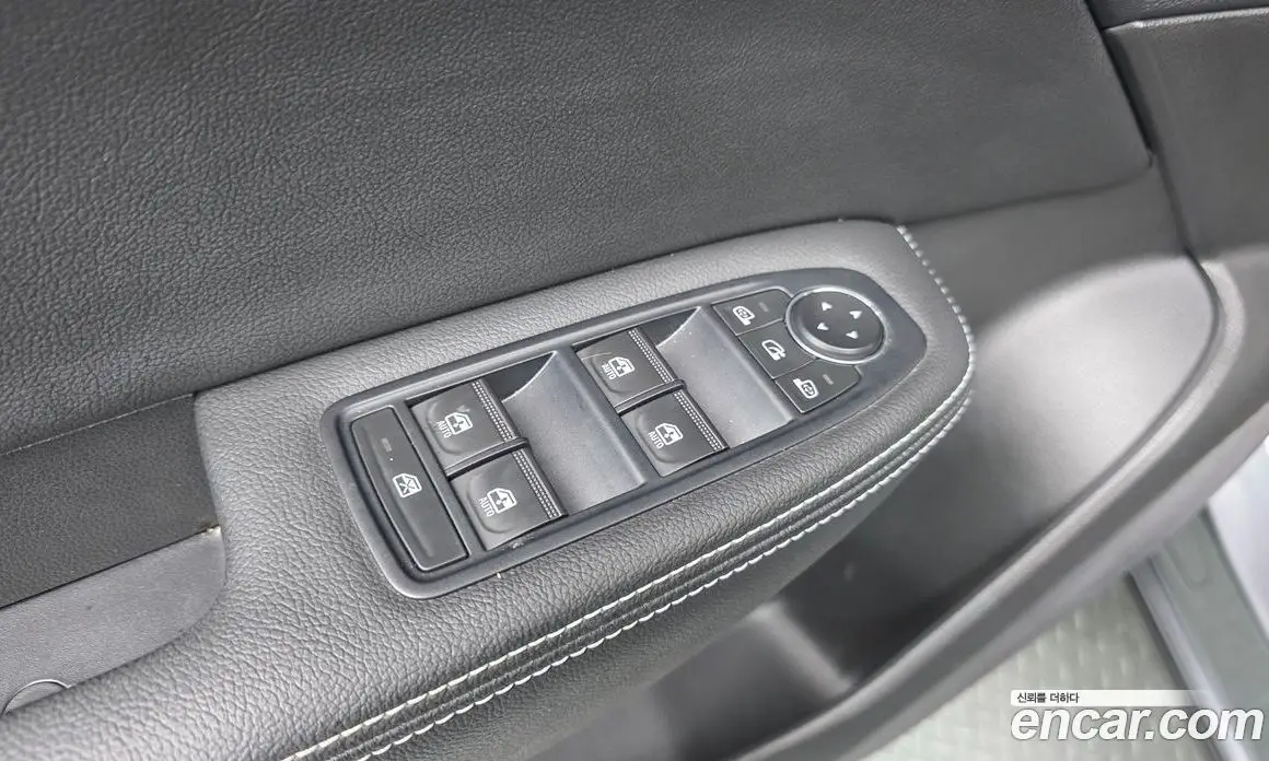 Renault (Samsung) XM3 2022 1.6 автомат (гидро), фото 18 Renault (Samsung) XM3 2022 1.6 автомат (гидро), фото 18