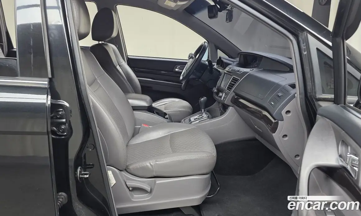SsangYong Korando 2015 2.2 автомат (гидро), фото 17