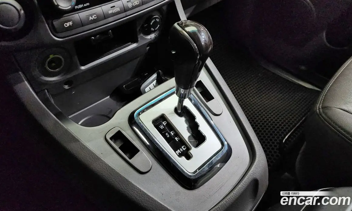 SsangYong Korando 2016 2.2 автомат (гидро), фото 12