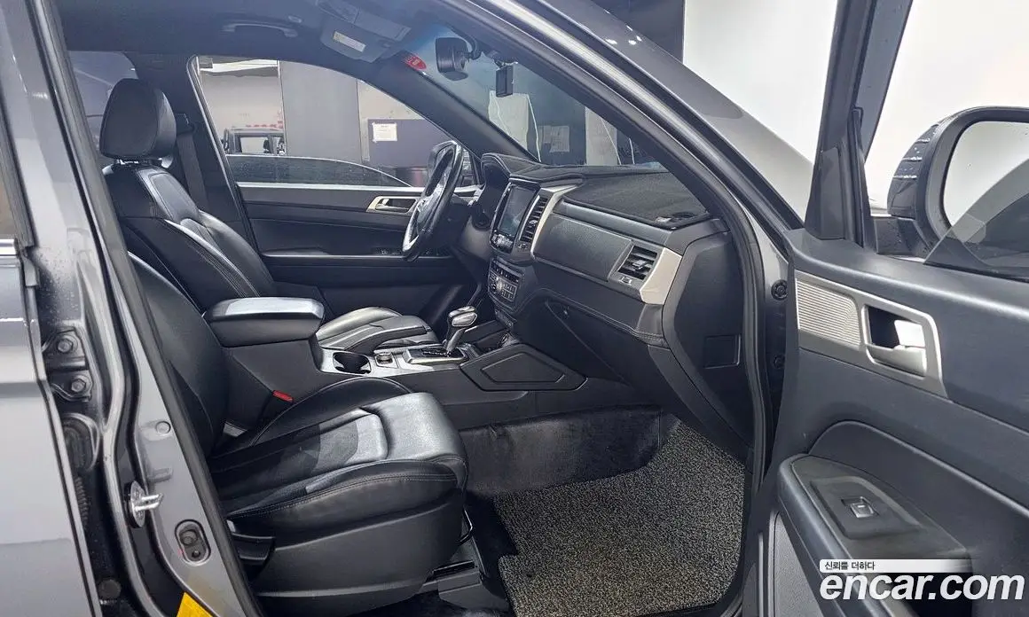 SsangYong Rexton 2019 2.2 автомат (гидро), фото 16