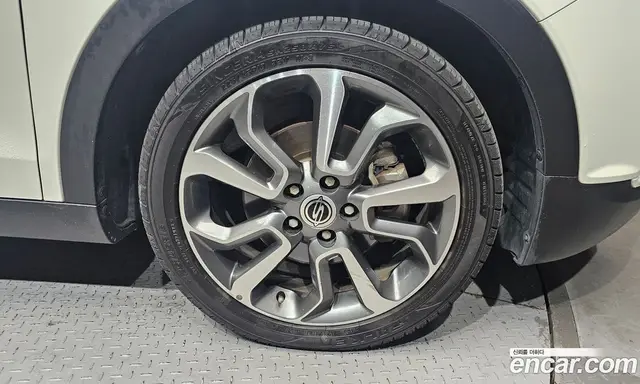 SsangYong TIBOLI 2015 1.6 автомат (гидро), миниатюра 7