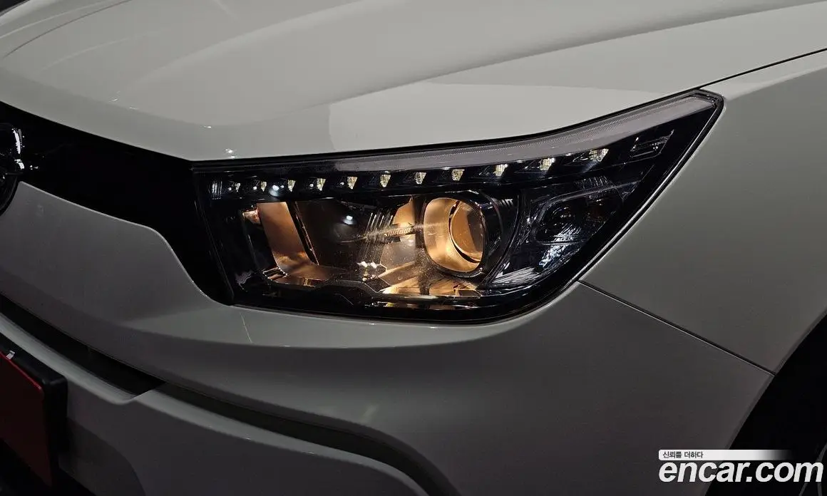 SsangYong TIBOLI 2015 1.6 автомат (гидро), фото 8