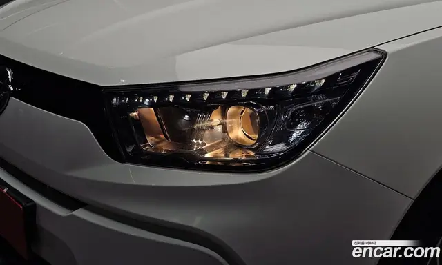 SsangYong TIBOLI 2015 1.6 автомат (гидро), миниатюра 8