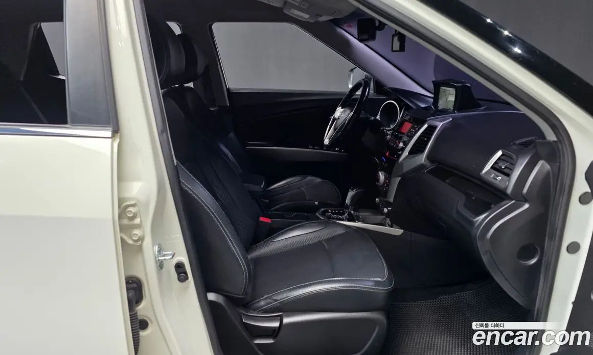 SsangYong TIBOLI 2016 1.6 автомат (гидро), фото 17