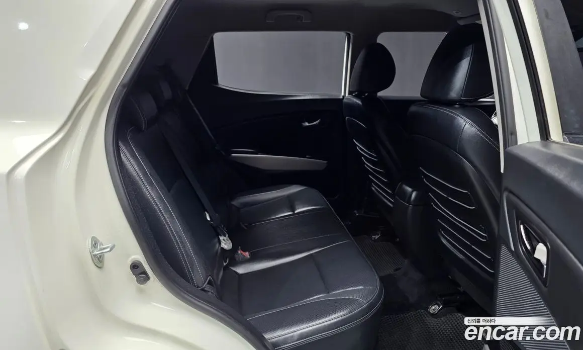 SsangYong TIBOLI 2016 1.6 автомат (гидро), фото 18
