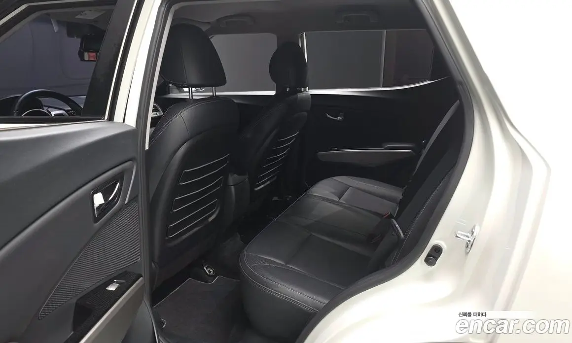SsangYong TIBOLI 2016 1.6 автомат (гидро), фото 11 SsangYong TIBOLI 2016 1.6 автомат (гидро), фото 11